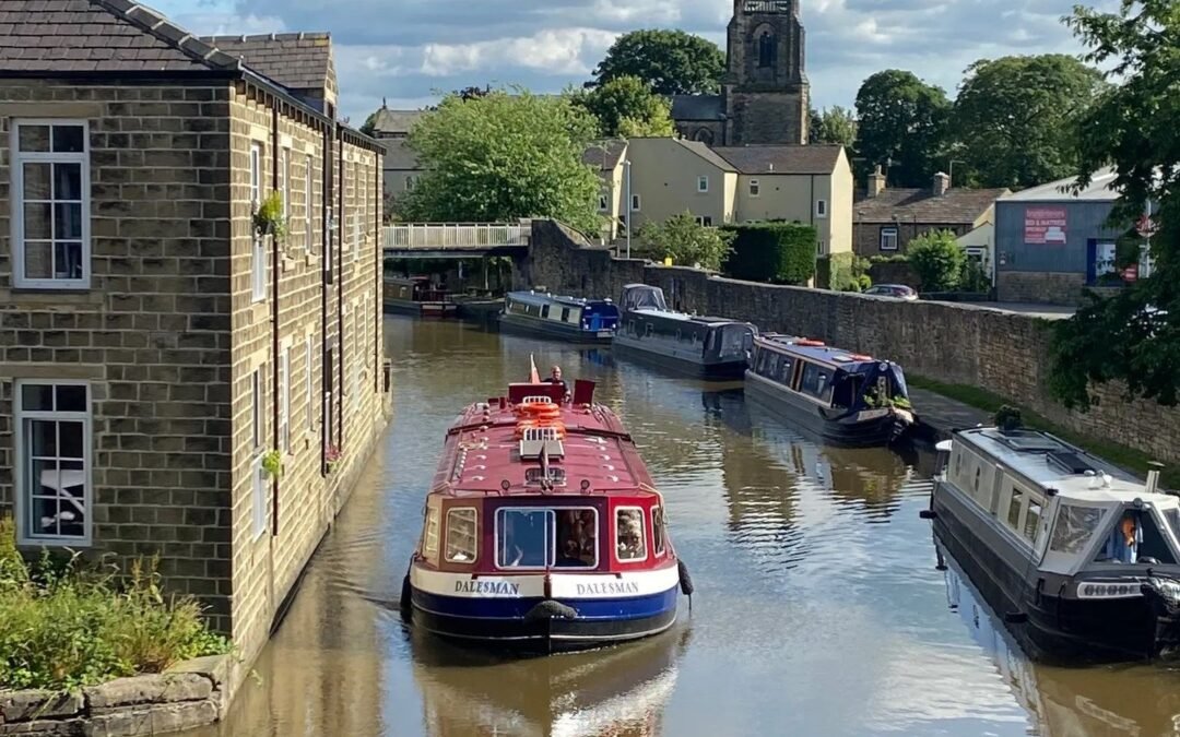 Roast dinner cruise