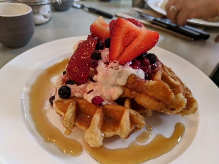 mollies diner 3 768x576